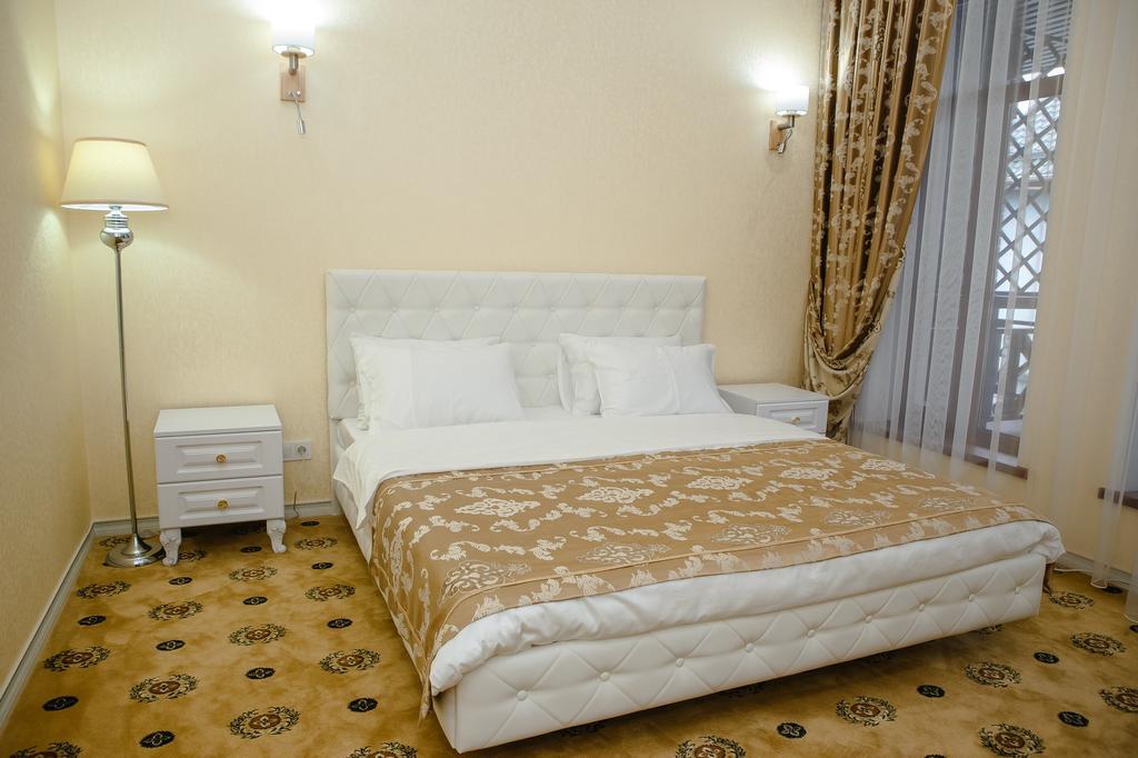 Luxury House Hotel Simkent Buitenkant foto