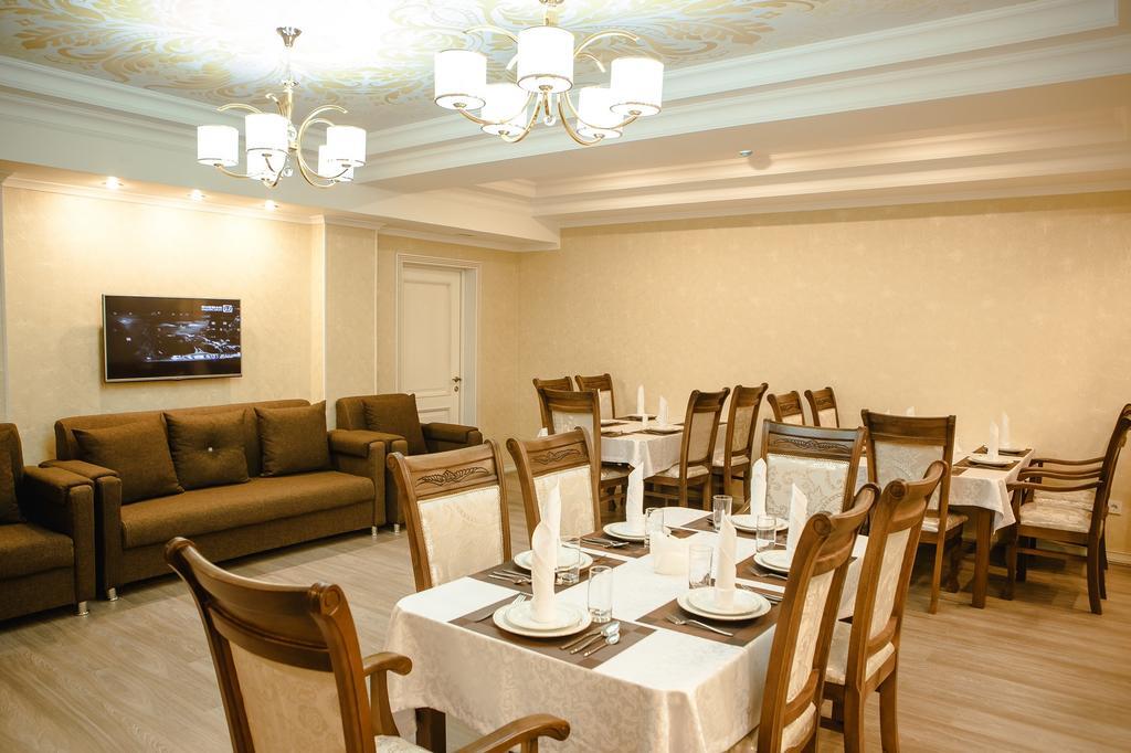 Luxury House Hotel Simkent Buitenkant foto