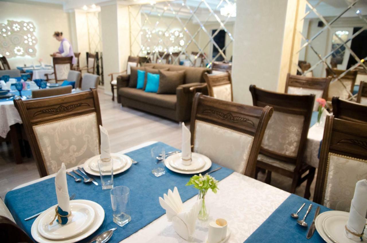 Luxury House Hotel Simkent Buitenkant foto